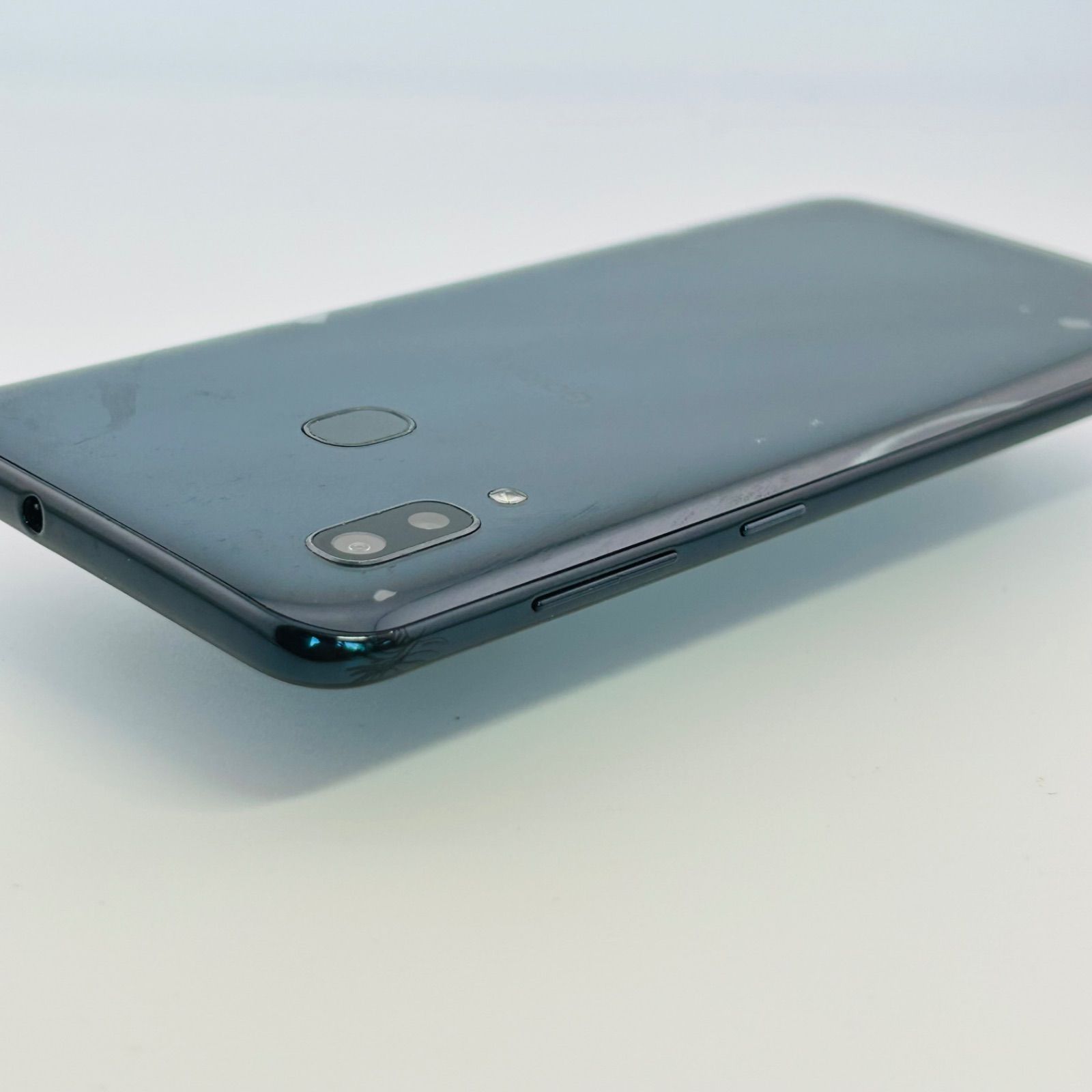 バッテリー良好 Galaxy A30 SCV43 64GB ブラック SIMフリー(simロック