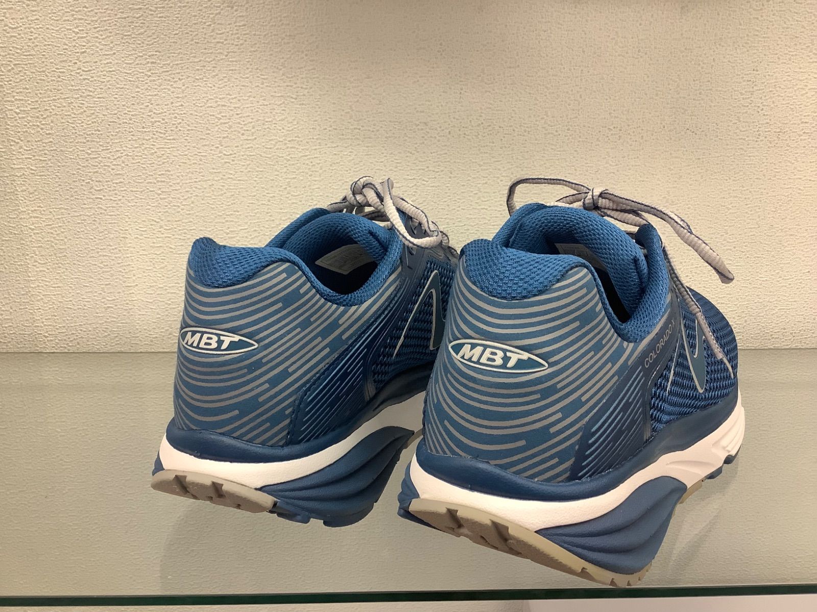 メンズスニーカーコンディショニングスニーカーMBTコロラドX 702639グレー ブルー26.0 cm