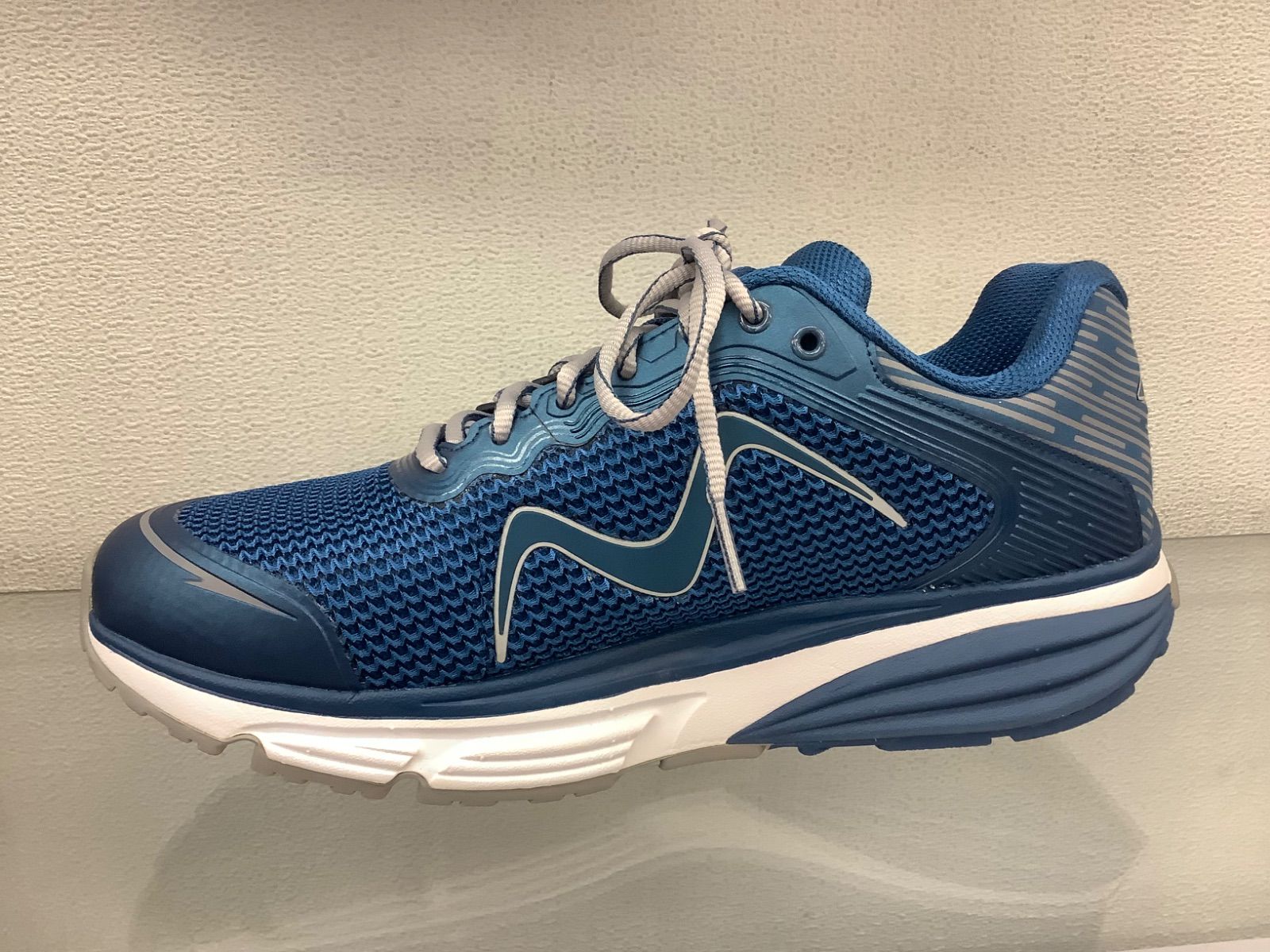  メンズスニーカーコンディショニングスニーカーMBTコロラドX 702639グレー ブルー26.0 cm スニーカー 靴