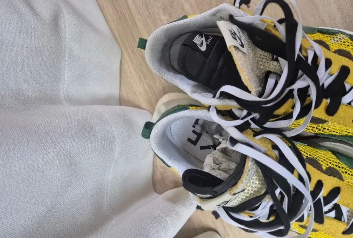  ナイキ サカイ ヴェイパーワッフル 黄緑 255 スニーカー 靴