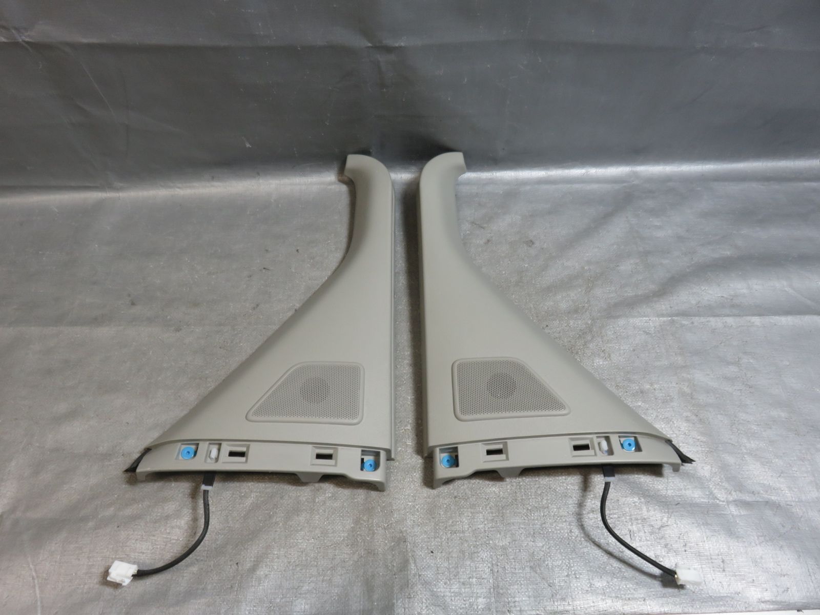 STD 8448|アルファード|ヴェルファイア ANH 20 W 25 W|GGH GGH 後期 スライドドアスピーカー ツイッター 左右セット 67668-58031