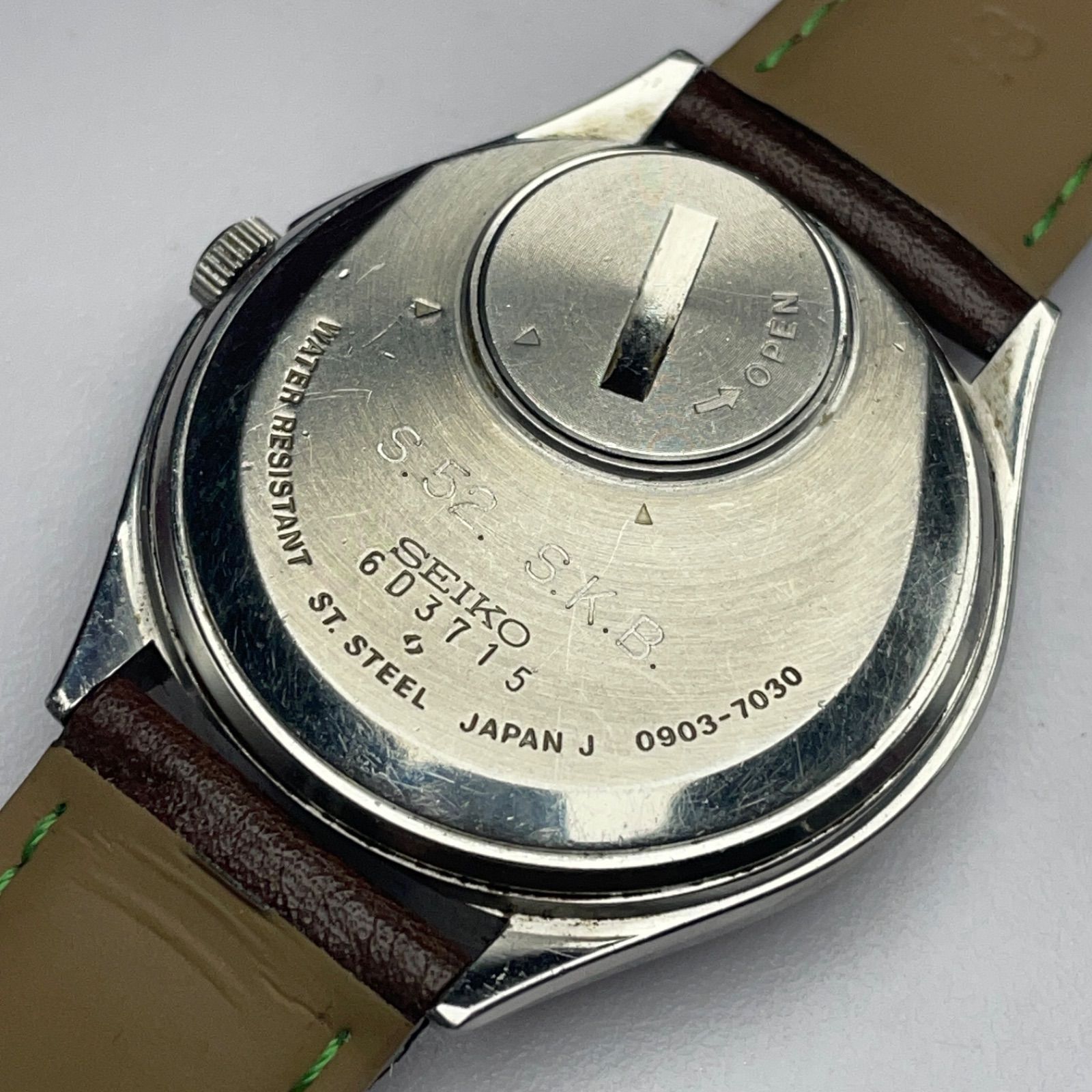 1976年製 SEIKO TYPEⅡ 高級 クォーツ 電池交換済 日本製 ヘソ付 