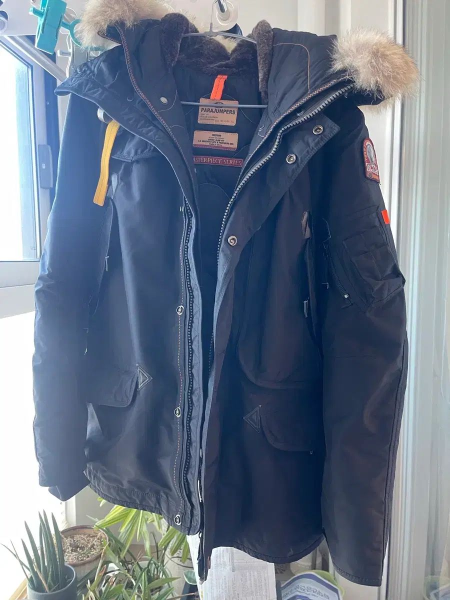 PARAJUMPERS ライトハンド ダウン M