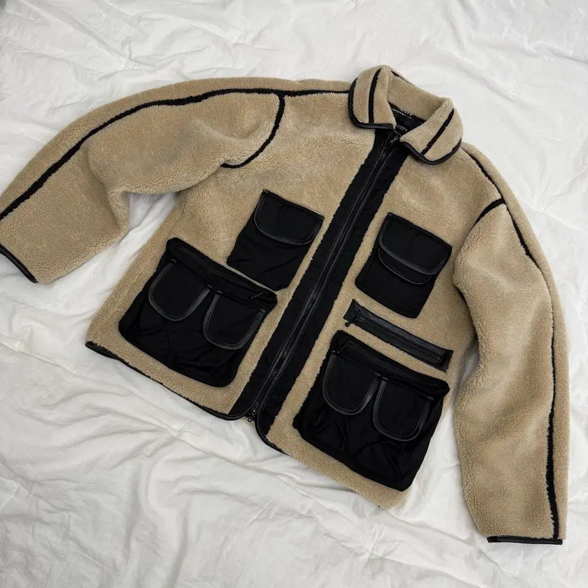 イーストローグ フリースアウター