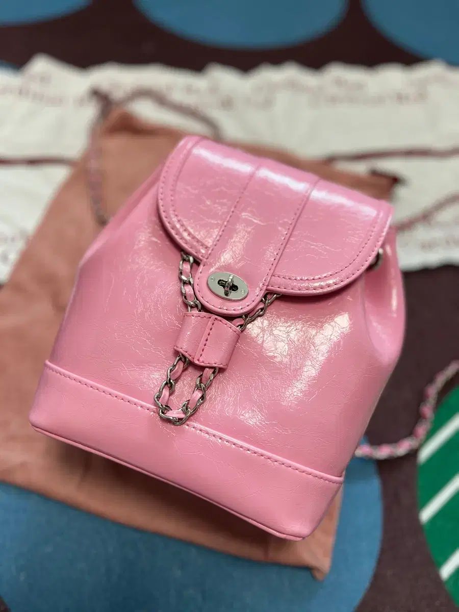 Cardinal Red 下 woo!ah!バッグ ピンク