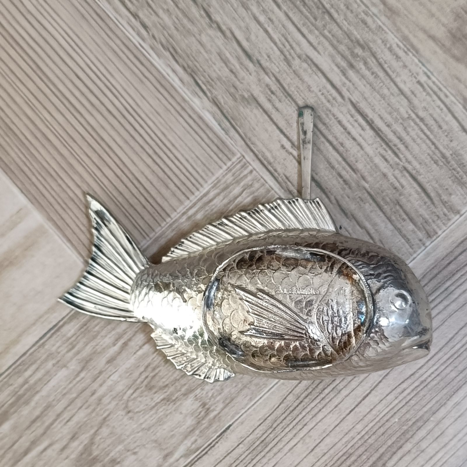 品純銀 昭和銀細工 鯛の形の塩入れ 魚 ヴィンテージ 昭和レトロ 美術品 アンティーク コレクション - 工芸品 ♥
