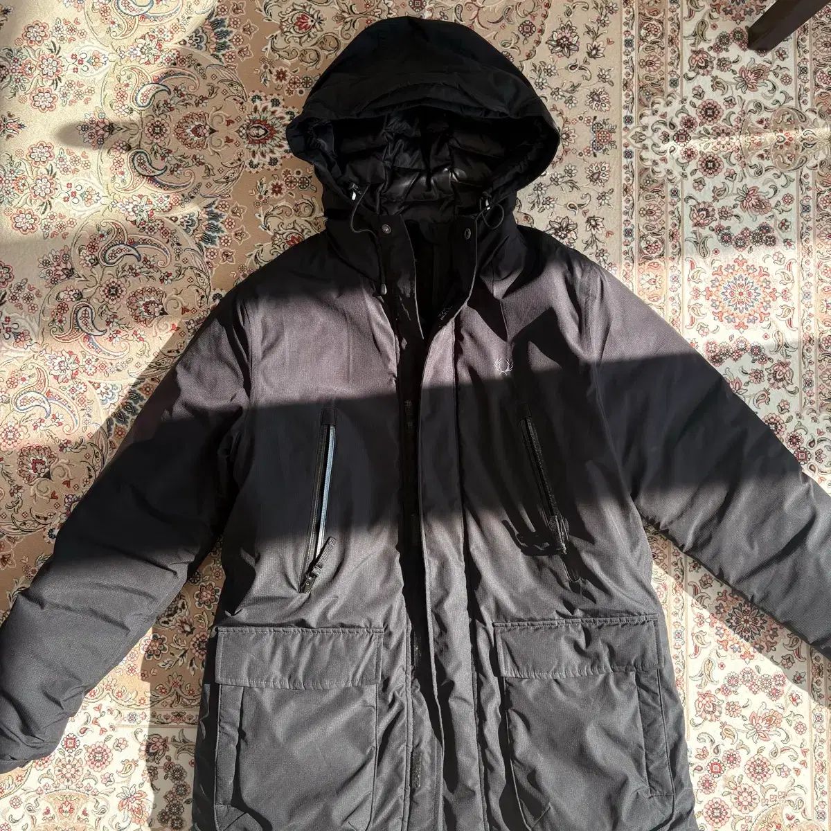 フレッドペリー ブラック WHO ダウン アウター S