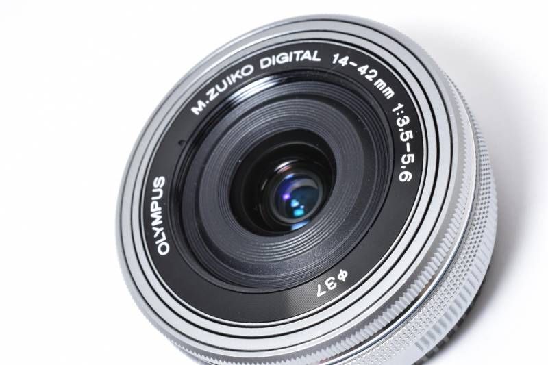 光学極上品】Olympus オリンパス M.ZUIKO DIGITAL 14-42mm 3.5-5.6 EZ