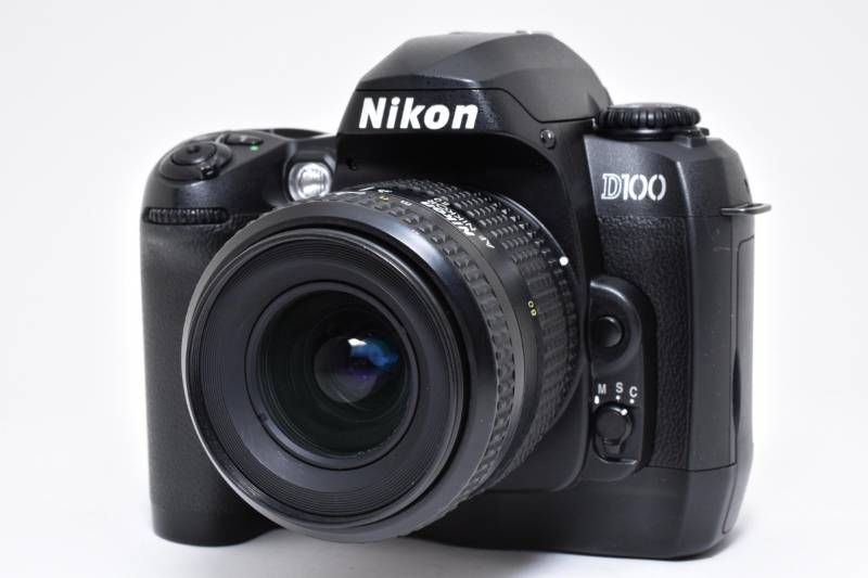 Nikon D100/AF NIKKOR 35-80mm (良品） 実用品】Nikon ニコン D100 / AF NIKKOR 35-80mm 4-5.6D レンズキット