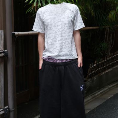 BELVET ベルベット White camo t-shirt L メンズ Tシャツ 半袖