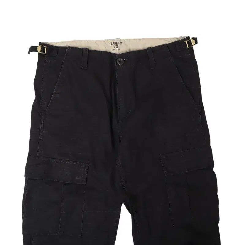 カーハート ブラック