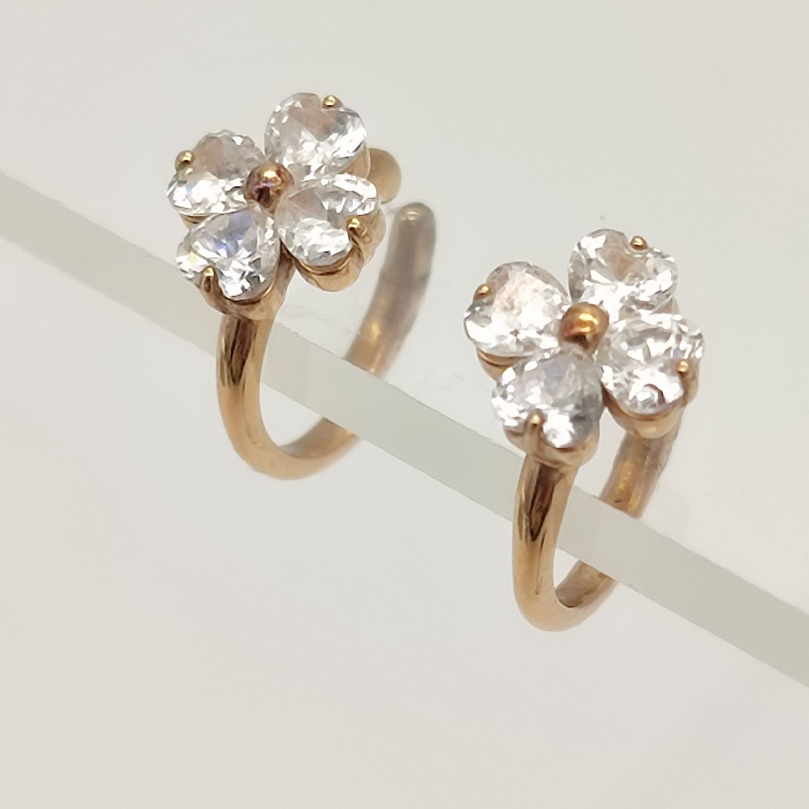 ete エテ フラワーストーンイヤーカフ ゴールド SILVER シルバー925