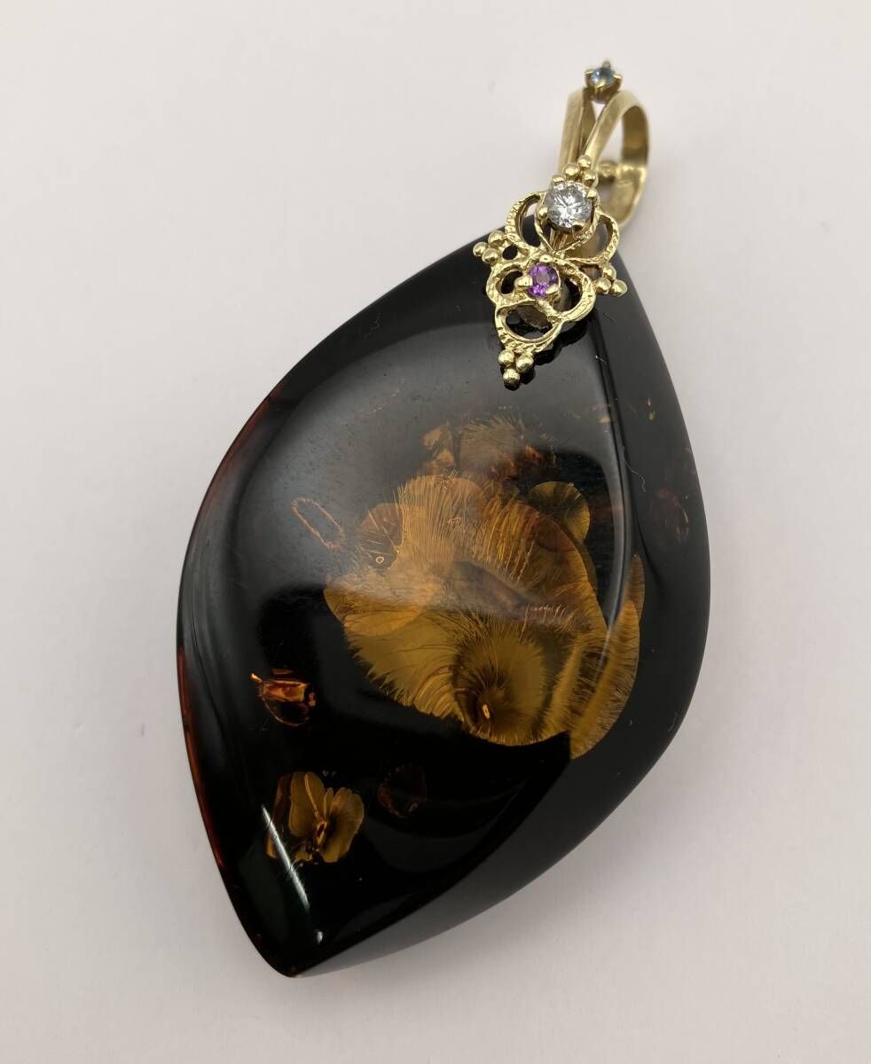 天然琥珀/コパル K18 トップ ダイヤ付き 11.5g ソーティング付き