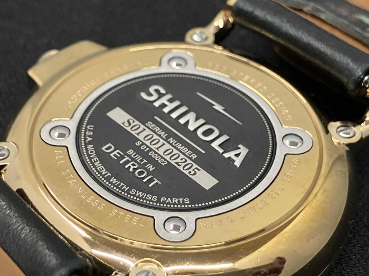 SHINOLA