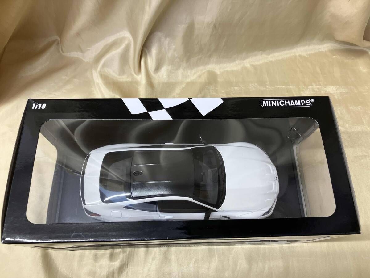  1 18 BMW M 4 2020 ホワイト ミニチャンプス その他 ミニカー