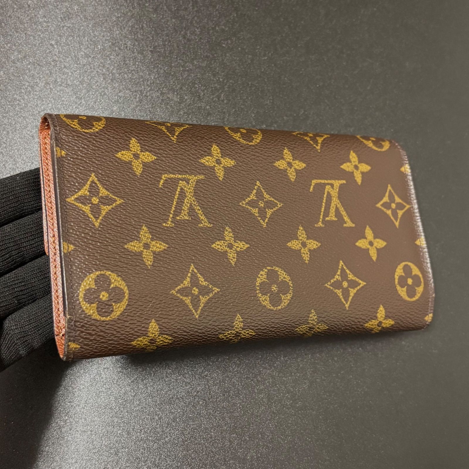 v 42 ポルト トレゾール ポルトフォイユ インターナショナル ルイ ヴィトン Louis Vuitton 3つ 三つ 折り フラップ ボタン 式 長 財布 ロング ウォレット 小銭入れ コインケース 付き モノグラム