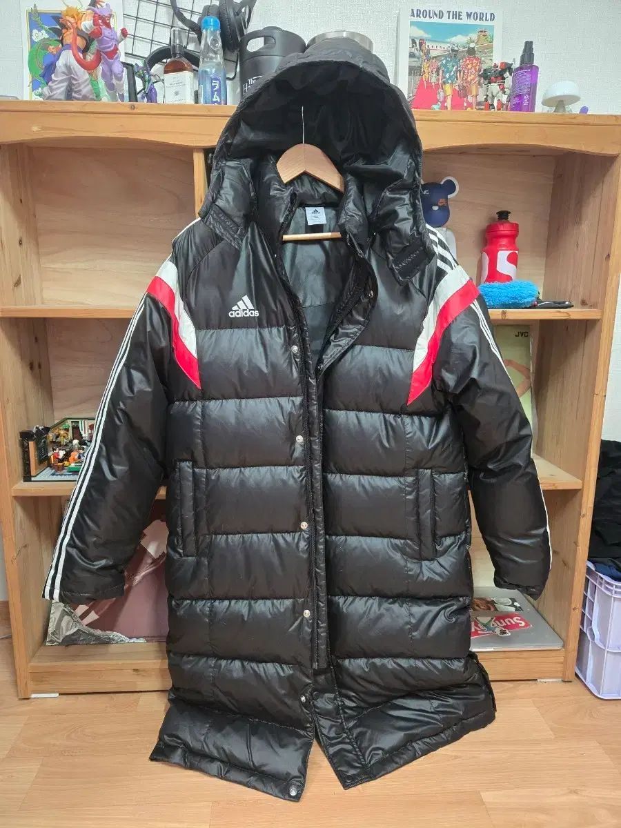 アディダス フットボール ベンチ ダウンジャケット ロング丈
