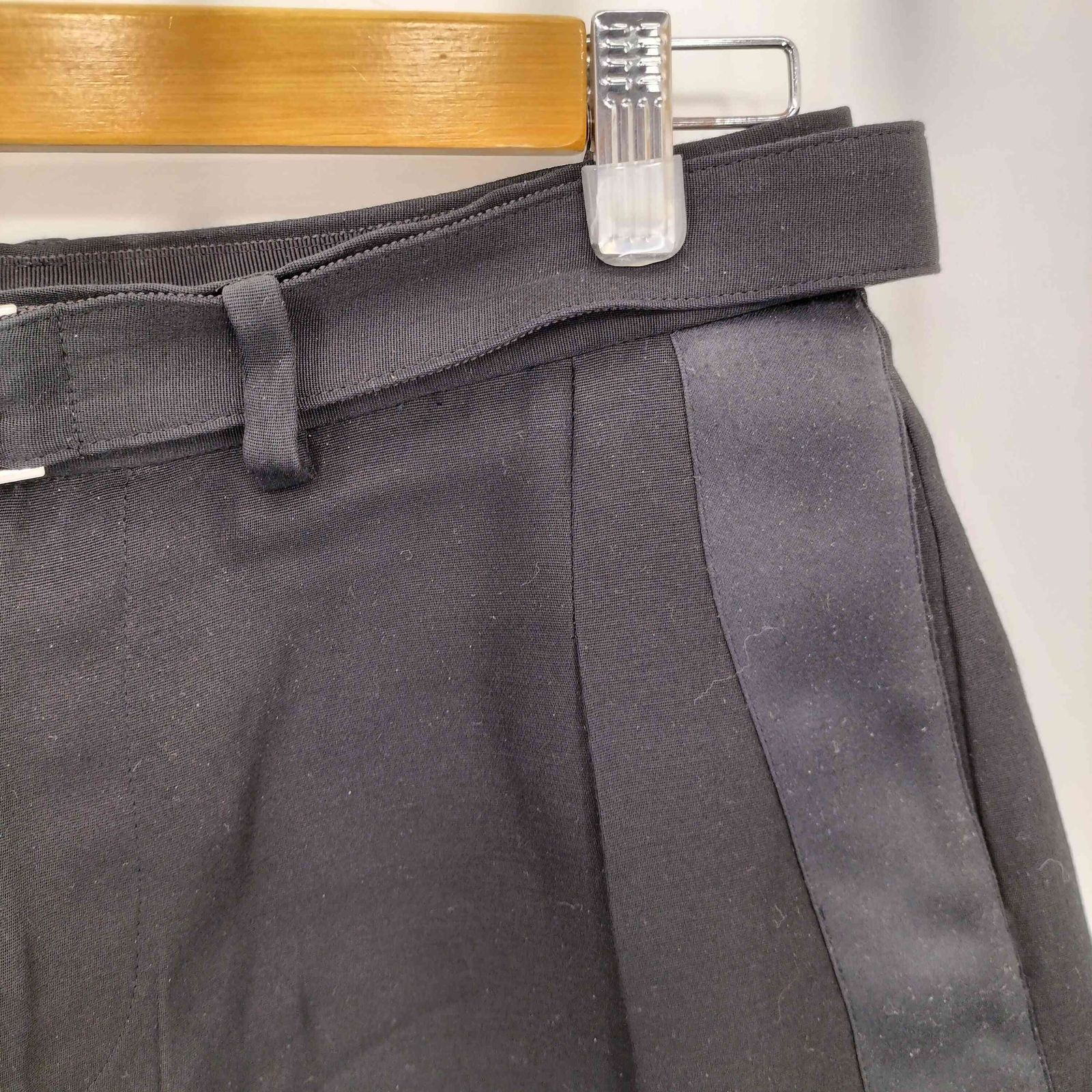 美品 sacai サカイ シルク ベルテッド ショートパンツ 黒 送料関税込】sacai サカイ☆ベルテッド ショートパンツ シルク (sacai