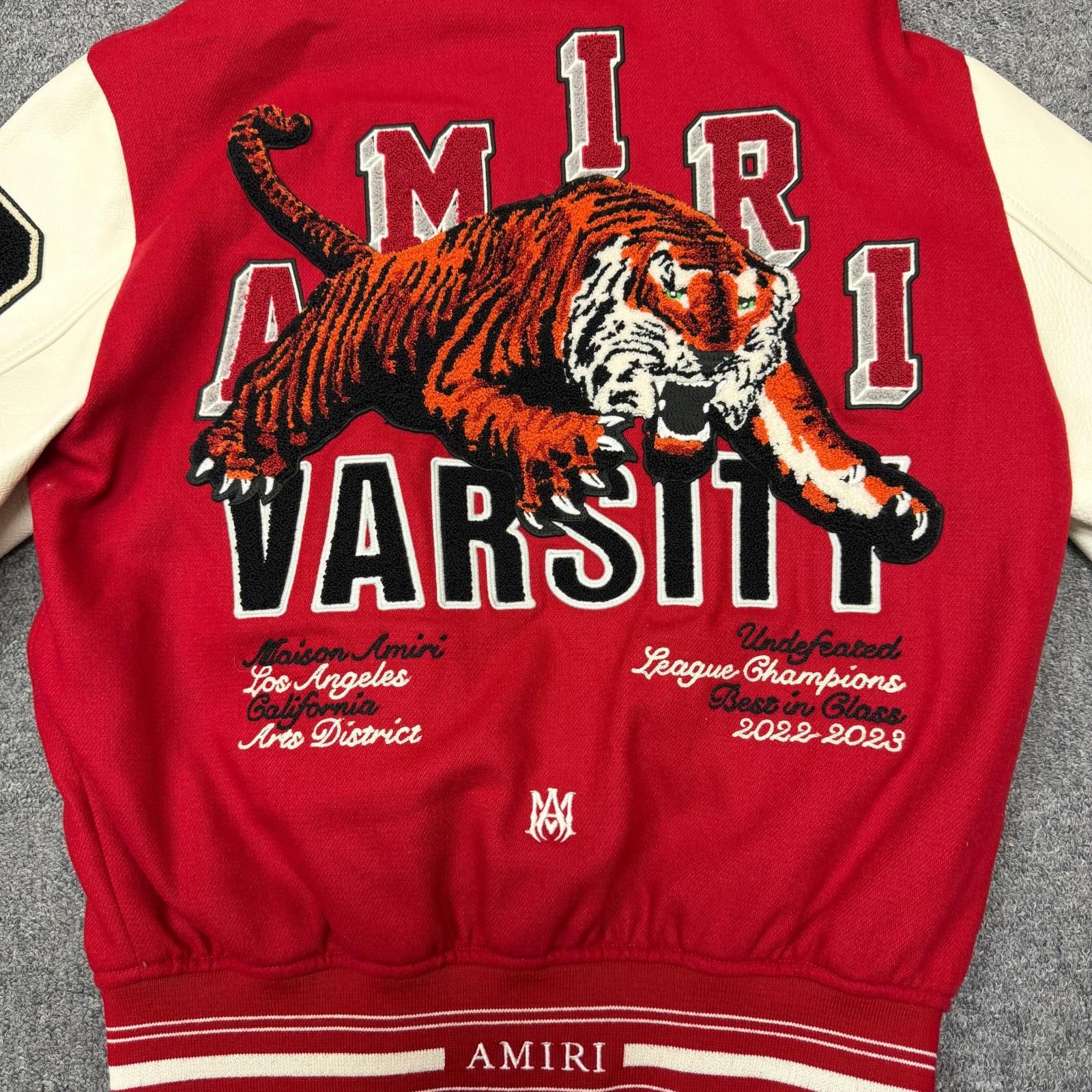 AMIRI タイガー刺繍ヴァ―シティジャケット スタジャン アミリ レッド S