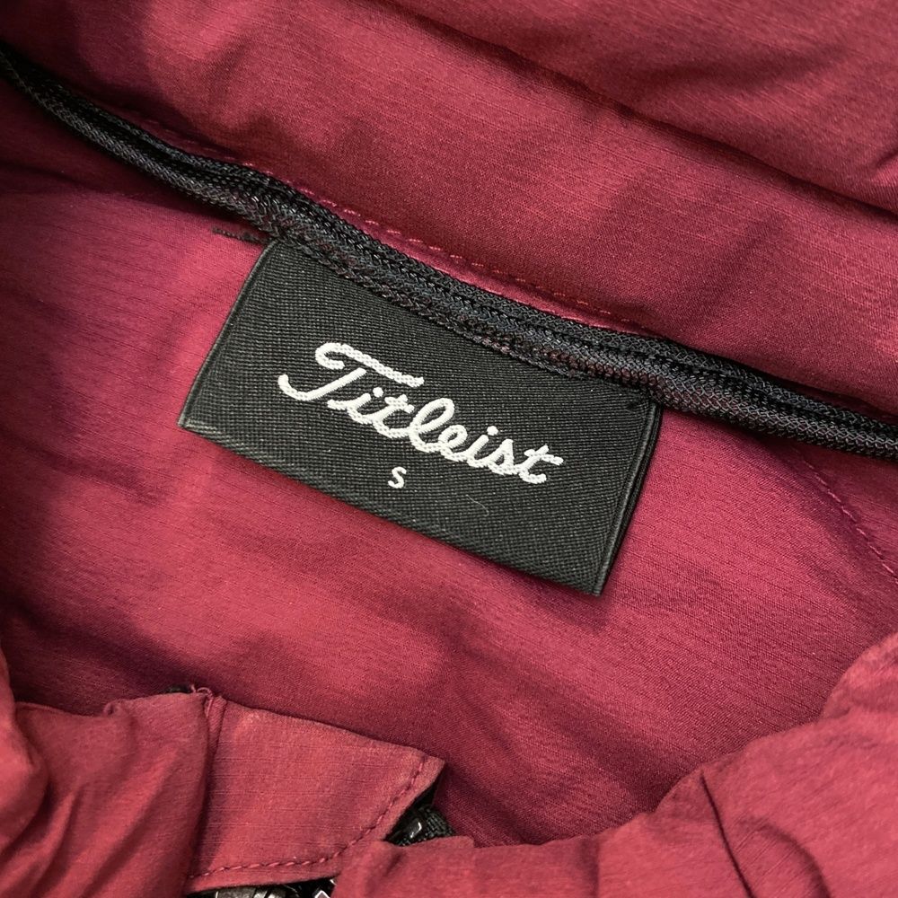 サイズ：S TITLEIST タイトリスト 中綿ジャケット レッド系
