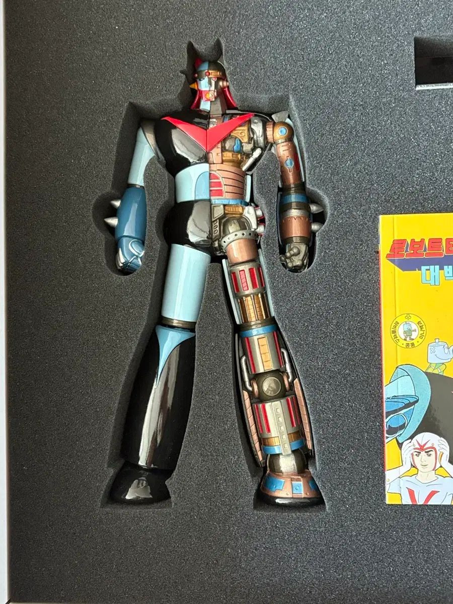 ロボットテコンV V フィギュア 45周年 ハーフバージョン モデル 25 cm