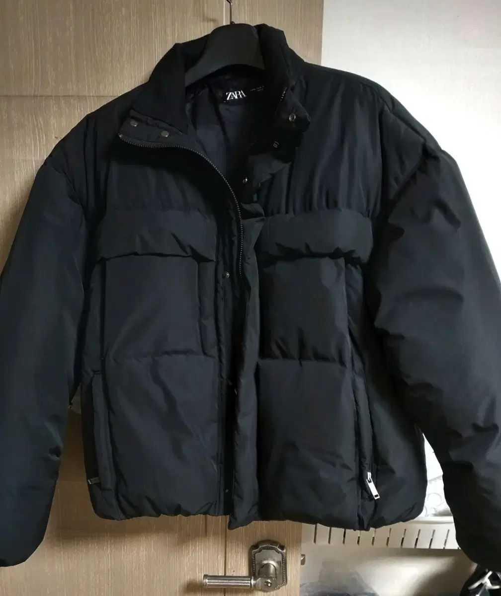 ザラ ZARA 肩パッド ダウン XL タグ付き