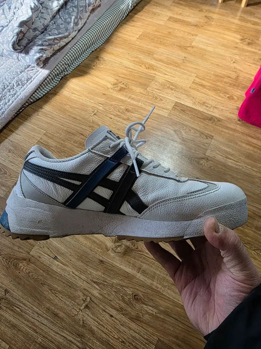 オニツカタイガー スニーカー EX 270