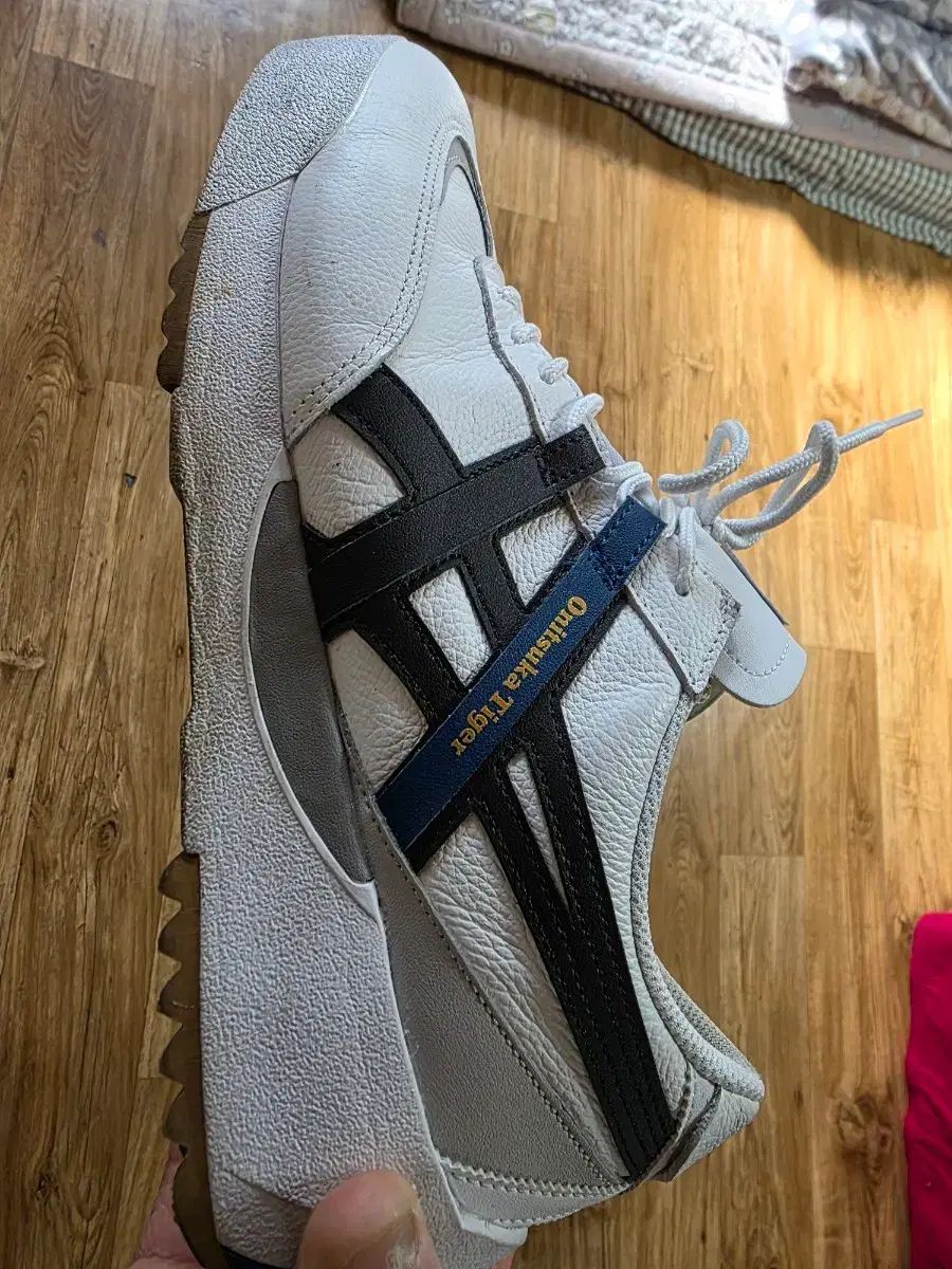 オニツカタイガー スニーカー EX 270