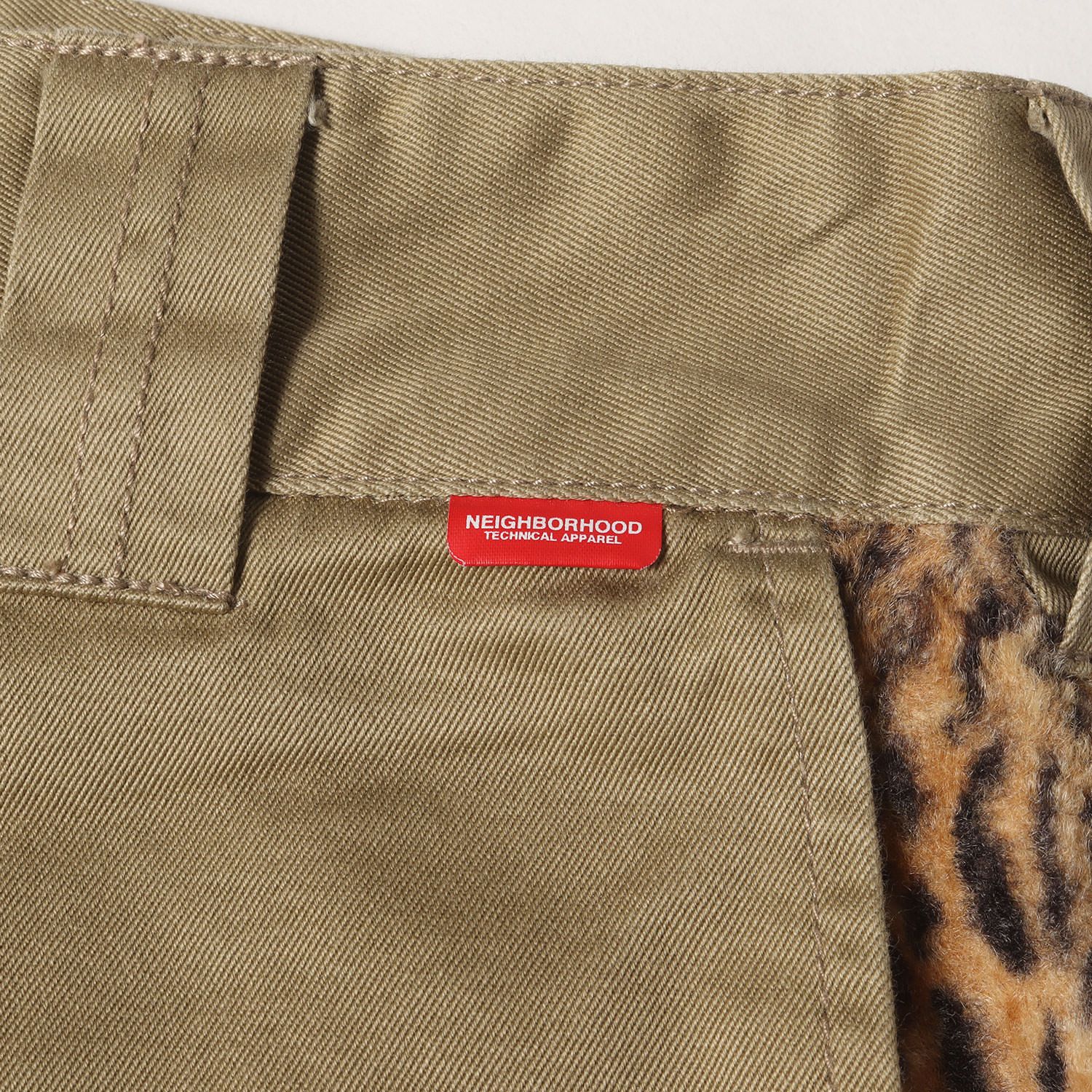 NEIGHBORHOOD ネイバーフッド パンツ ベージュ サイズ:M | レオパード
