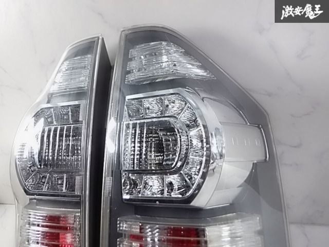 点灯OKトヨタ 純正 ZRR70W ZRR75W ヴォクシー 後期 LED テールライト