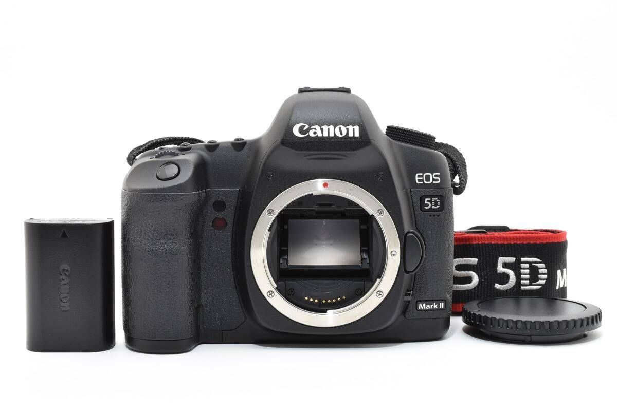 ショット数8 898回 CANON キャノン EOS 5 D Mark III ボディ YM 9256＃41