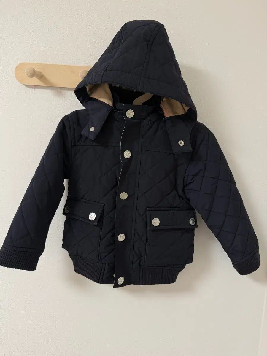 Burberry バーバリー ダウン キッズ 98cm 3Y コート Burberry