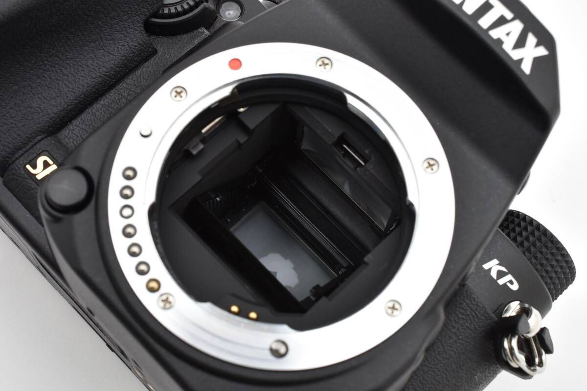  上品 ショット数2 866回 PENTAX ペンタックス KP ボディ YMA 9276 70 デジタル一眼レフ デジタルカメラ