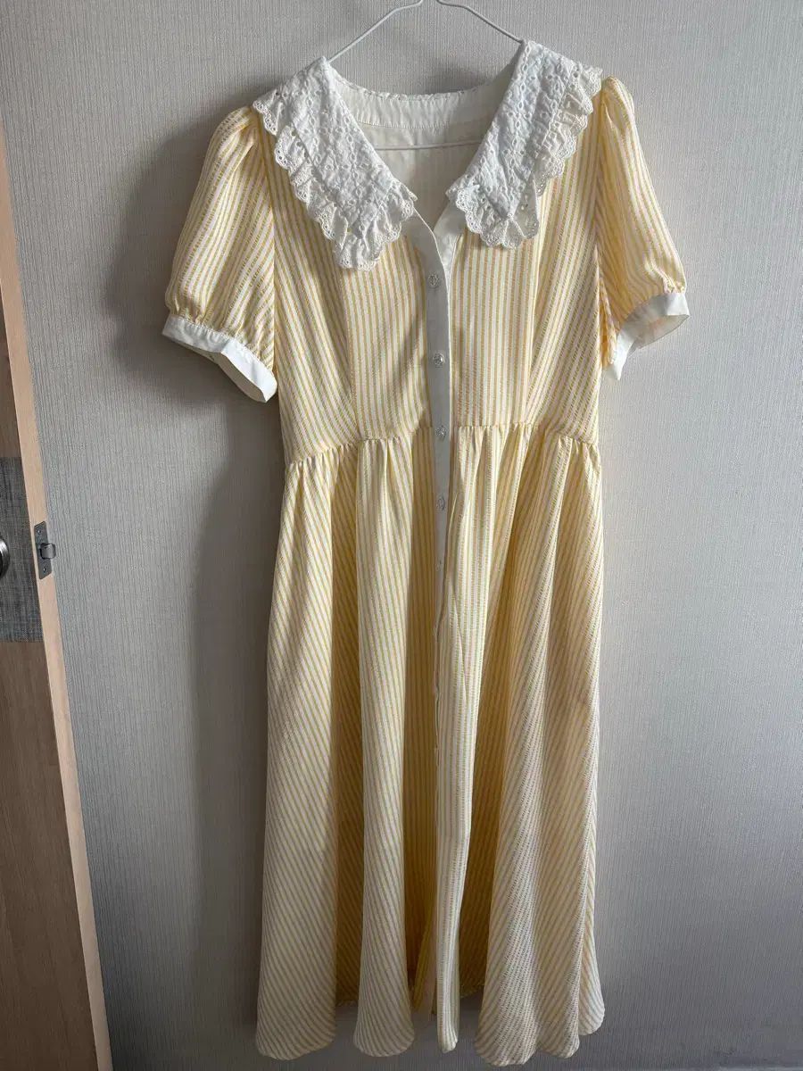  スエード調イエローベビーカラーワンピース 長袖 七分袖 その他