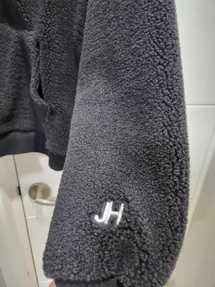 イ ジュノ LEE JUNHO ミッドナイト 썬 日本 グッズ ボアパーカー