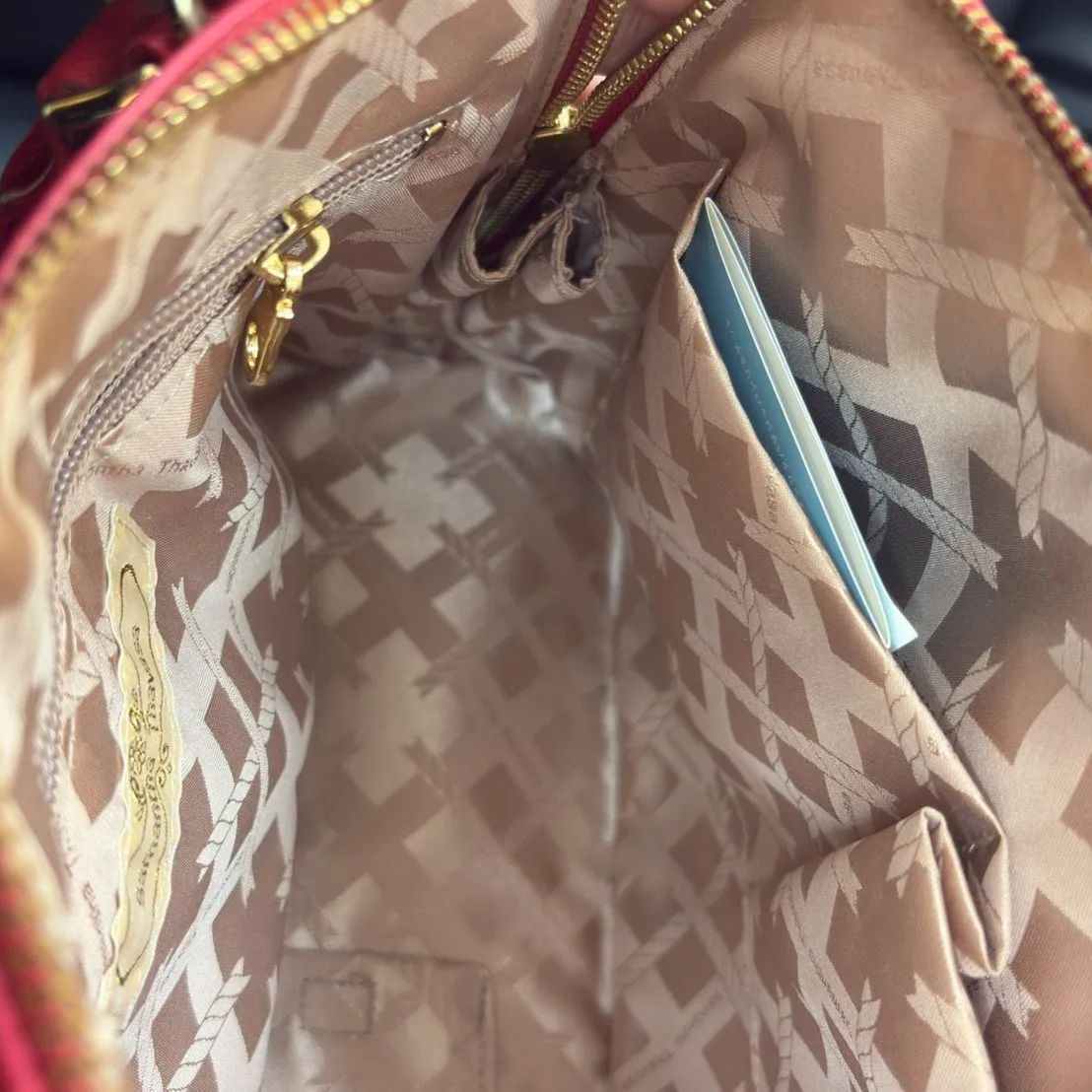 Thavasa サマンサタバサ