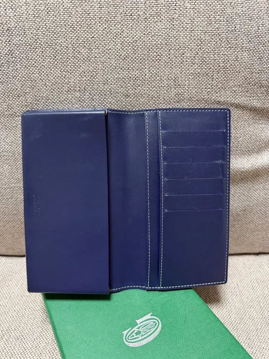 カードウォレット ネイビー