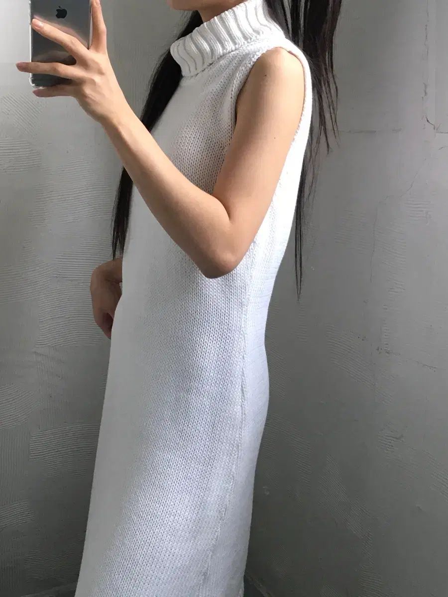 CELINE セリーヌ 白カラー タートルネック スリーブレス コットン ONE PIECE