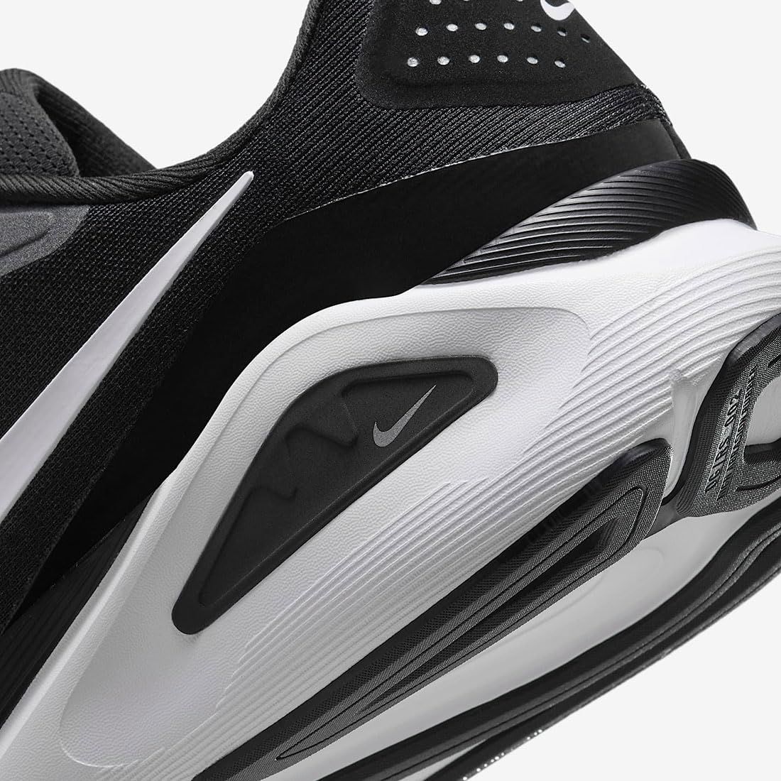 [ナイキ] ストラクチャー 26 [W Structure 25] ブラック/ウルフグレー/メタリックシルバー/ホワイト HQ2589-001 ナイキ] ストラクチャー 26 Structure 26 ブラック/ウルフグレー