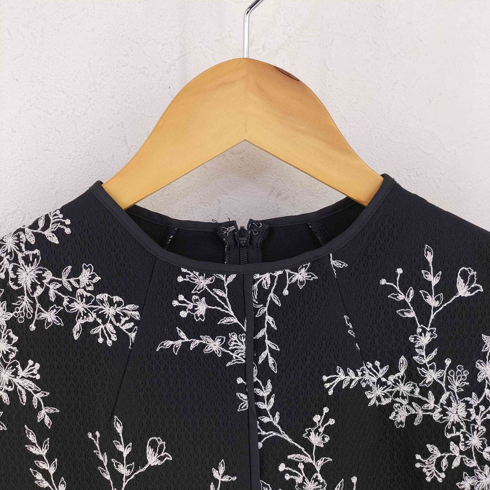  アニュアンス anuans フラワーエンブロイダリーワンピース レディース JPN M その他 ワンピース