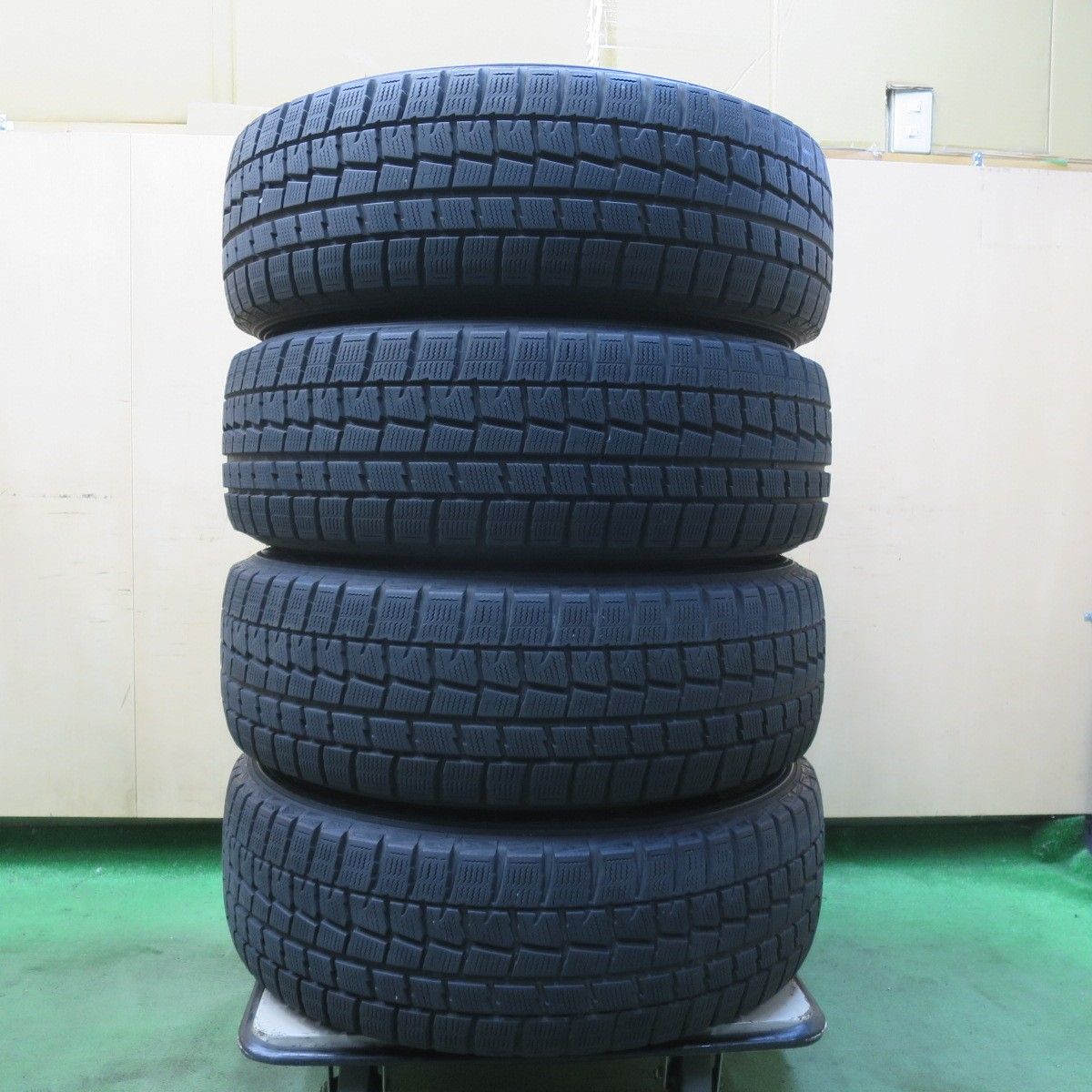  バリ溝 9分 フォレスター 等 225|60 R 17 スタッドレス ダンロップ ウインターマックス WM 01 SG-E 社外 アルミ 17インチ PCD 100|5 H 5123011イス 17インチ タイヤ ホイールセット