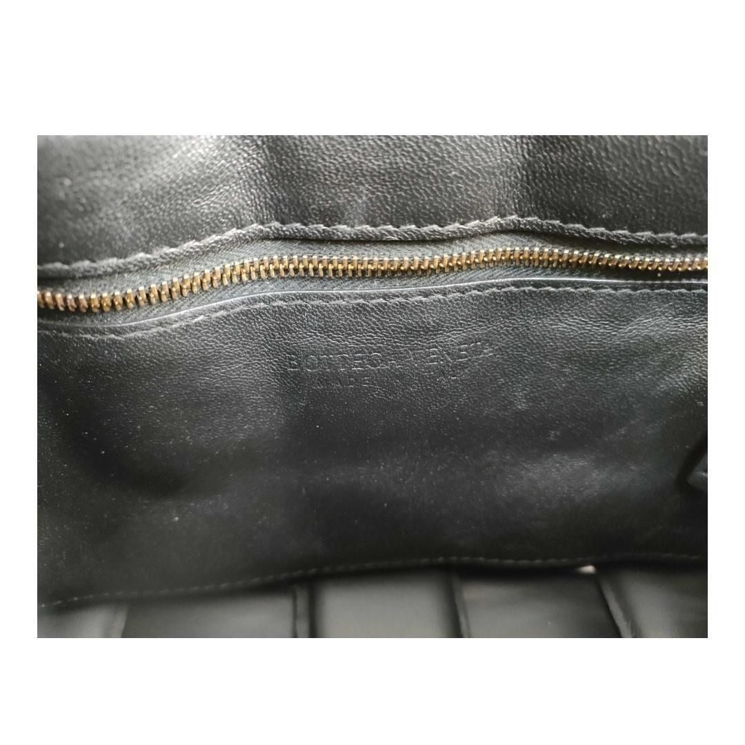 ボッテガヴェネタ パデッドカセット