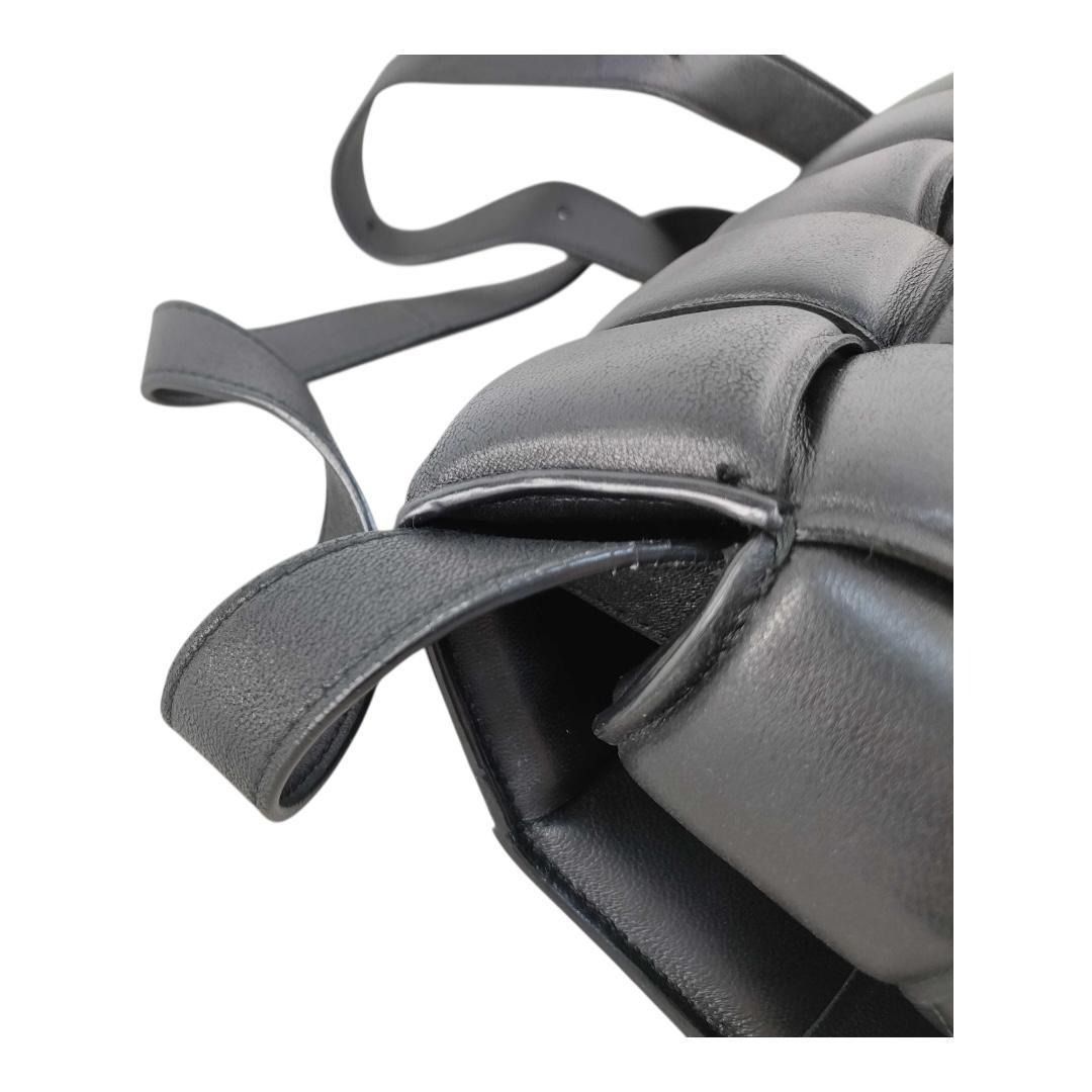 パデッドカセット マキシイントレチャートクロスボディバッグ