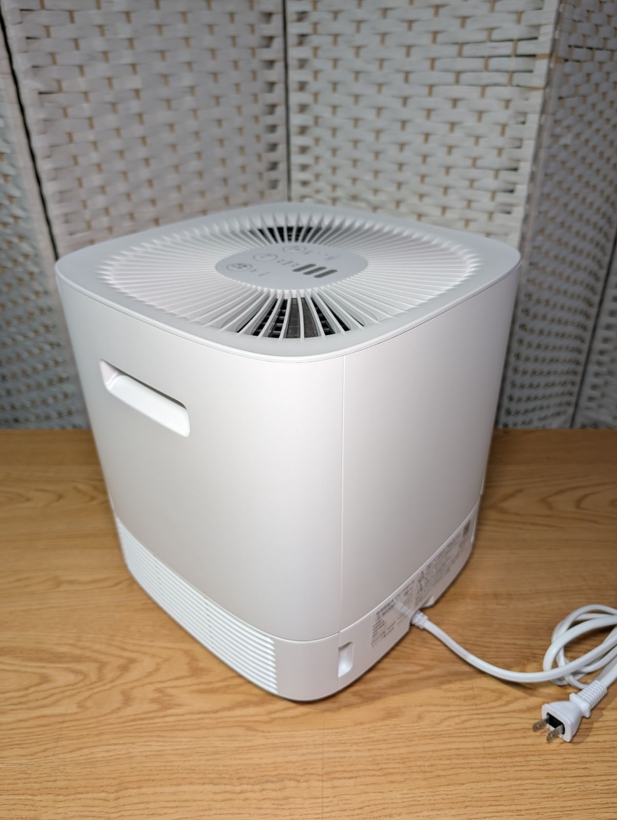 美品】SHARP 衣類乾燥除湿機 CV-P60-W 2022年製 - メルカリ