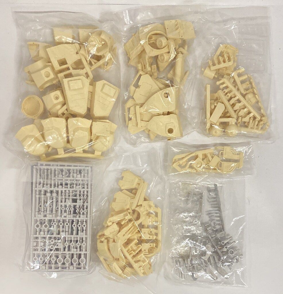 まん点工房 1/24フル可動 フル可変レジンキャストキット ストライク