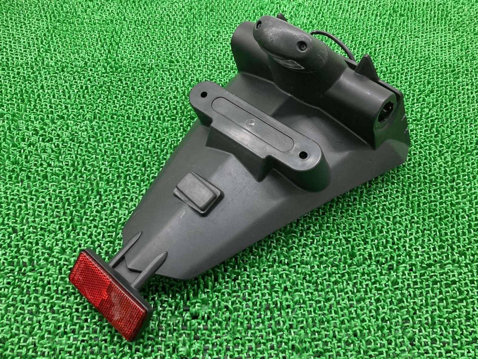 ZRX1200ダエグ リアフェンダー 35019-0097 カワサキ 純正 中古 バイク