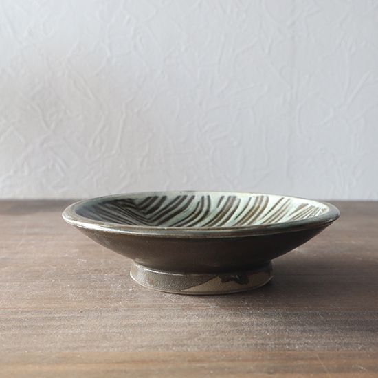 四寸皿 櫛描き 緑 坂本工窯 小鹿田焼 約φ12.5×3cm - メルカリ