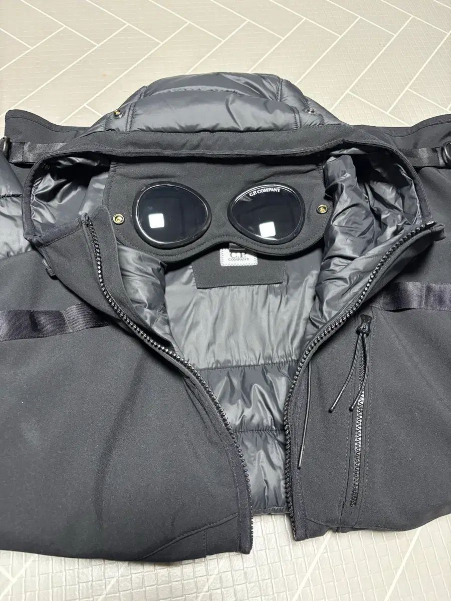 C.P. COMPANY シーピーカンパニー ミックスド ゴーグル ジャケット