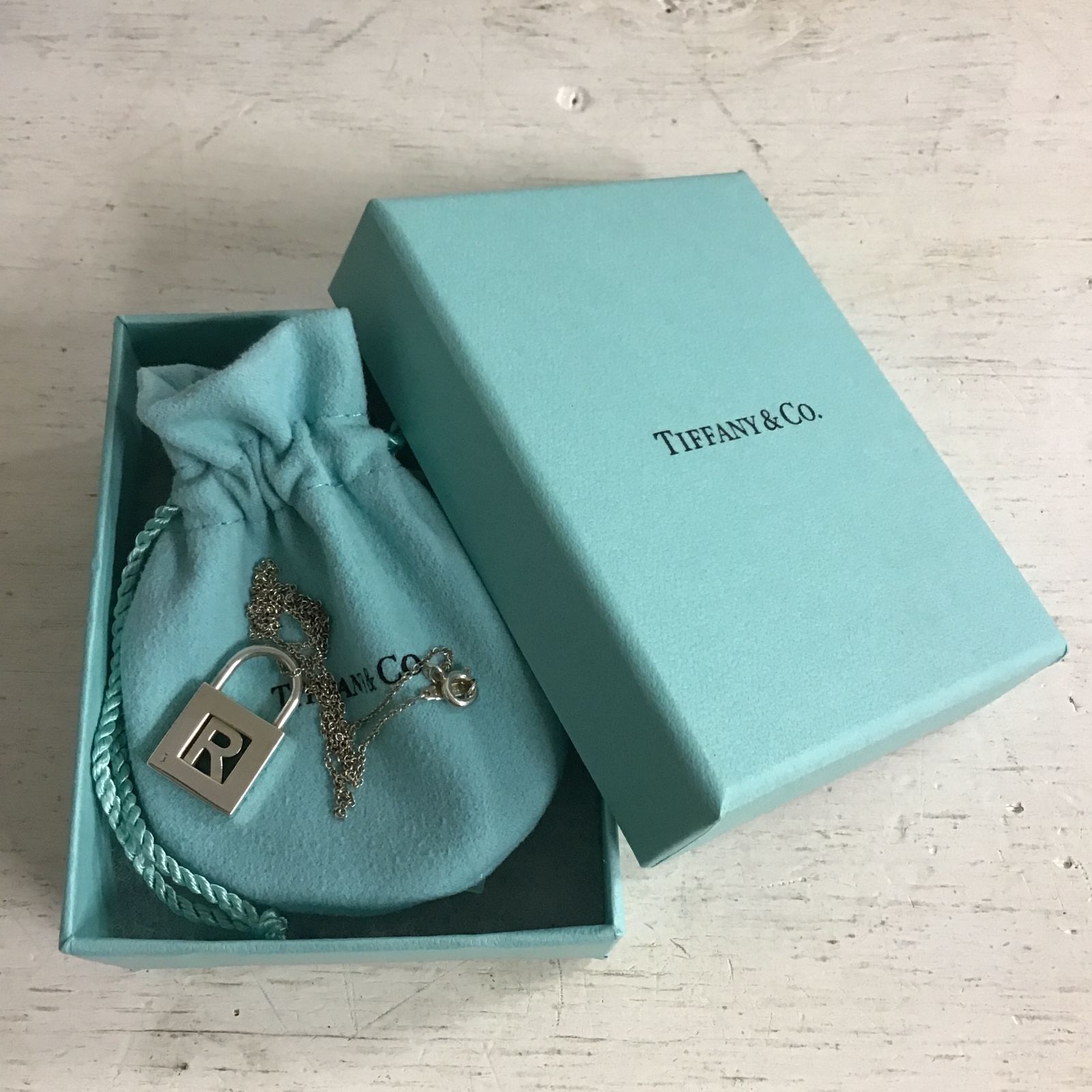 八戸81-1- TIFFANY-Co. ティファニー ネックレス 箱あり 60