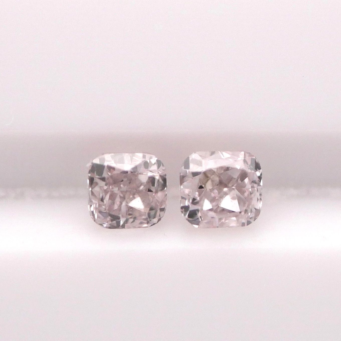 マッチングペア 0.197 ct 天然ピンクダイヤモンド LBPP CGLソ付